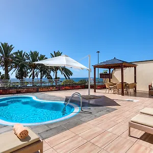 Club Playa Амадорес