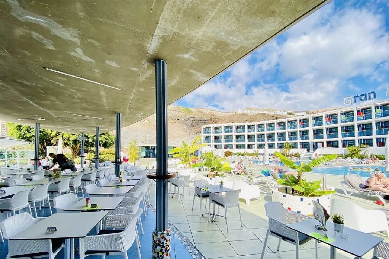 Gran Amadores Apartment
